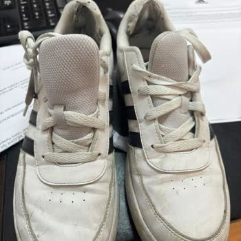 Zapatillas Adidas Breaknet 2.0, desgaste rápido y rechazo de garantía