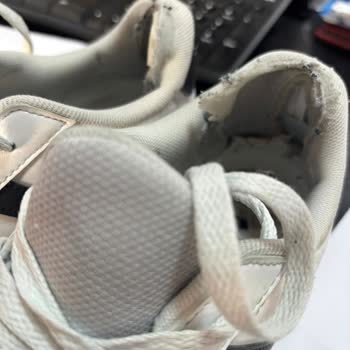 Zapatillas Adidas Breaknet 2.0, desgaste rápido y rechazo de garantía