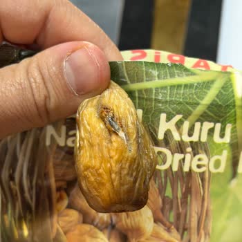 BİM'den Alınan Kuru İncirde Böceklenme Ve Hijyen Sorunu