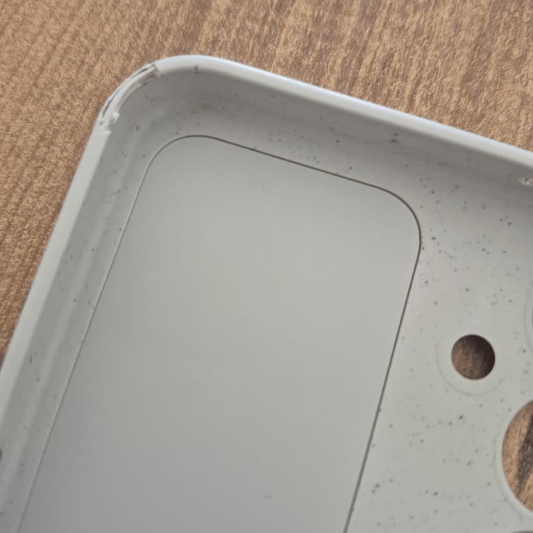Kısa Sürede Deforme Olan Samsung S24 FE Telefon Kılıfı İçin Ücretsiz Değişim Talebi