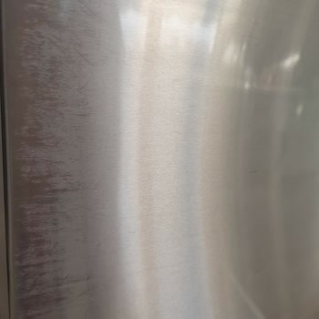 Siemens Buzdolabı Kapağında Erken Renk Bozulması ve Yetersiz Garanti Desteği