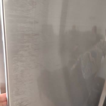 Siemens Buzdolabı Kapağında Erken Renk Bozulması ve Yetersiz Garanti Desteği