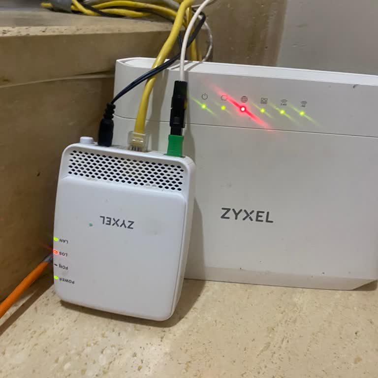 Sürekli Kesilen İnternet Ve İlgisiz Müşteri Hizmeti