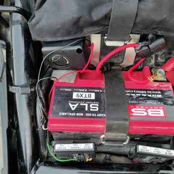 Turuncu Araç Takip Montajda Özensizlik Ve Orijinal Tesisata Zarar Verildi