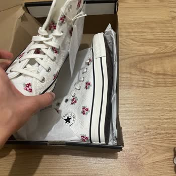 Siparişlerim Ezik Ve Yıpranmış Geldi Müşteri Hizmetlerinden Çözüm Alamadım