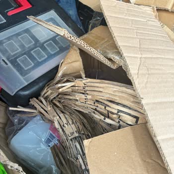 Bingo Deterjanlar Özensiz Paketleme Nedeniyle Hasarlı Ulaştı, Mağduriyet Yaşadım