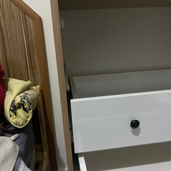 Aldığım Şifonyer Kısa Sürede Dağıldı, Hayal Kırıklığına Uğradım