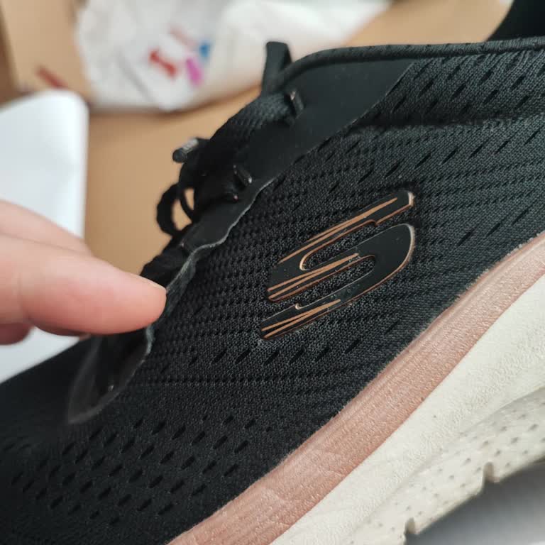 Kısa Sürede Deforme Olan Skechers Ayakkabı Hayal Kırıklığı