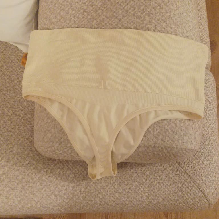 Lacivert İplik Örme Sanayi Farklı Ürün Gönderdi