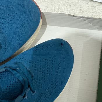 Asics GEL-Nimbus 26 Ayakkabıda Tek Taraflı Açılma Ve Adil Çözüm Talebi