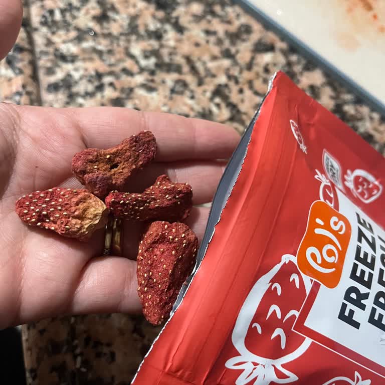 Dondurulmuş Çilek Ürünü Bozuk Çıktı Tazelik Ve Kalite Yok