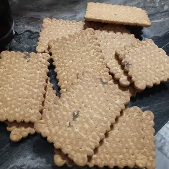 Aldığım Bisküvinin Üzerinde Siyah Lekeler Çıktı Endişelendim