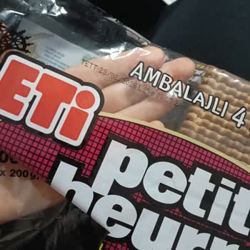 Aldığım Bisküvinin Üzerinde Siyah Lekeler Çıktı Endişelendim