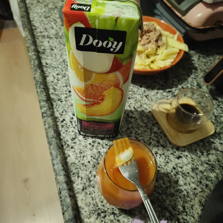 Aldığım Meyve Suyundan Küflü Parça Çıkmasıyla Yaşadığım Şok