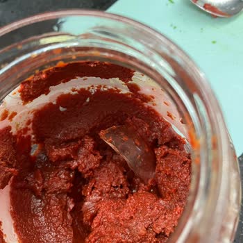 Tukaş Salça Kavanozundan Çıkan Cam Parçası Endişesi