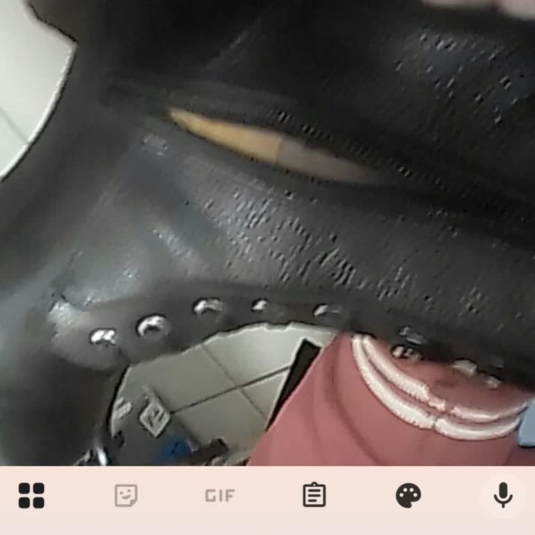 Aldığım Deri Botun Fermuarı İlk Giyimde Bozuldu, Firma İlgisiz Kaldı