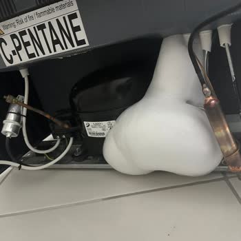 Sürekli Arızalanan Derin Dondurucumun Değişimini Talep Ediyorum