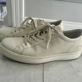 Ecco Shoe Color Fading Issue - Request For Replacement