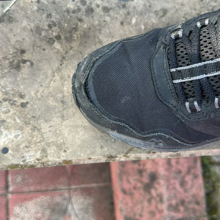 Kısa Sürede Deforme Olan Skechers Çocuk Ayakkabısında Garanti Sorunu Ve İade Talebi