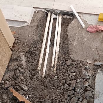 Sanica Su Borularında Tekrarlayan Patlaklar Evimde Büyük Hasara Yol Açtı
