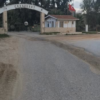 Altyapı Çalışması Sonrası Yol Tehlikeye Açık Bırakıldı