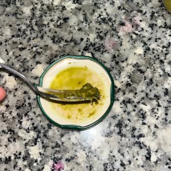 Pastavilla Pesto Sos İçinde Yabancı Madde Ve Hijyen Sorunu