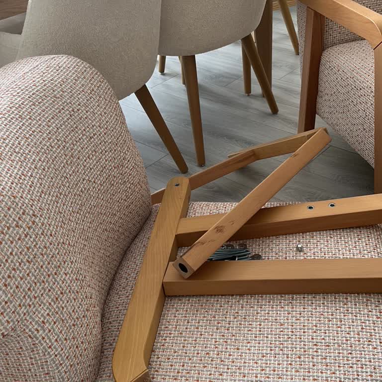 Kırık Gelen Berjer İçin 2 Ay Geçmesine Rağmen Çözüm Sunulmuyor