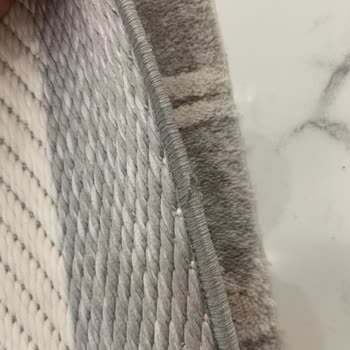 Sipariş Verdiğim Halı Defolu Ve Yanlış Ölçüde Geldi Firma İletişime Geçmiyor