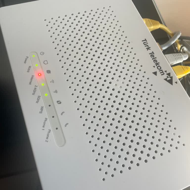 Uzun Süreli İnternet Kesintisi Nedeniyle Mağduriyet Ve Çözüm Eksikliği