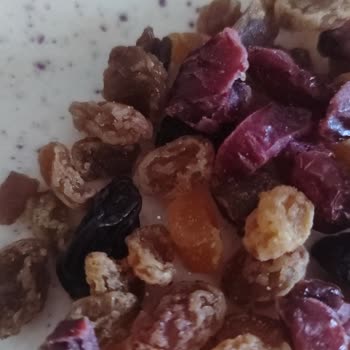 Malatya Pazarı Karma Karışık Kuruyemişte Bozuk Ürün Ve Hayal Kırıklığı