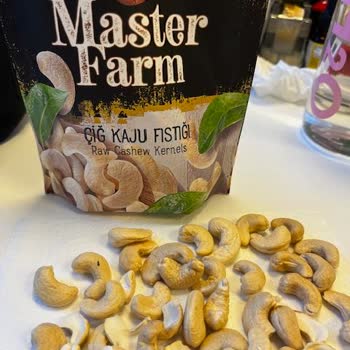 Gold Harvest Kuruyemiş Paketin İçinden Böcek Çıktığını Fark Ettim