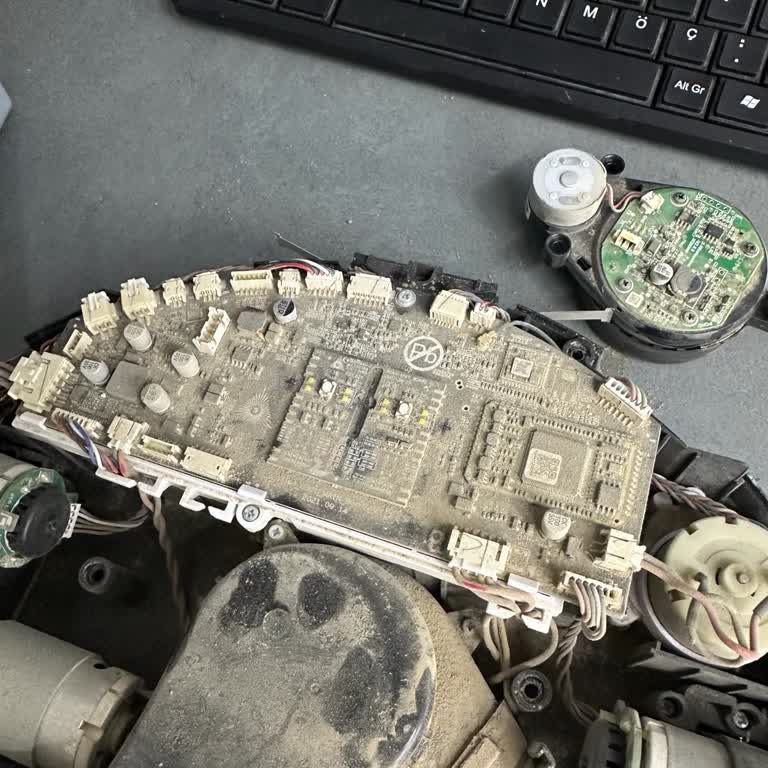 Robot Süpürgem Garanti Dışı Bırakıldı, Yüksek Temizlik Ücreti Talep Edildi