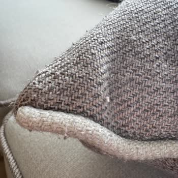 Kervan Mobilya’dan Alınan Koltukta Yanlış Kumaş Ve Yapısal Sorunlar Mağduriyeti