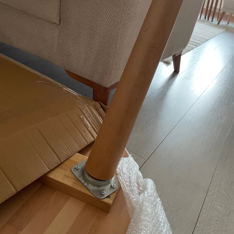 Kusurlu Gelen Masa İçin İade Ve Ücret İadesi Taleplerime Dönüş Alamıyorum