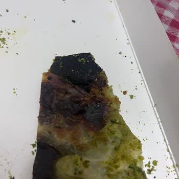 Yanık Tatlı Gönderildi İade Sürecinde Destek Alamıyorum