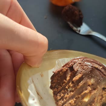 Kaan Unlu Mamülleri (Isparta) Eklerden Kıl Çıktı