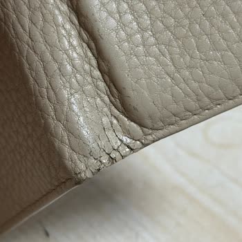 Kısa Sürede Çatlayan Kartlık İnceleme Sonrası Daha Kötü Durumda Geri Geldi