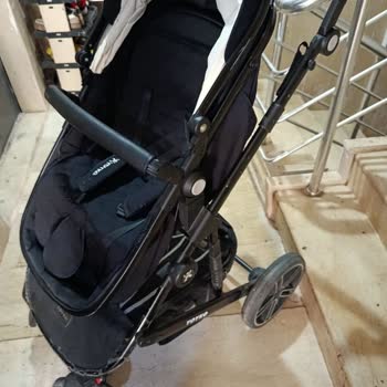 Kısa Sürede Dikişleri Açılan Bebek Arabası İçin Ücretsiz Tamir Veya Değişim Talebi