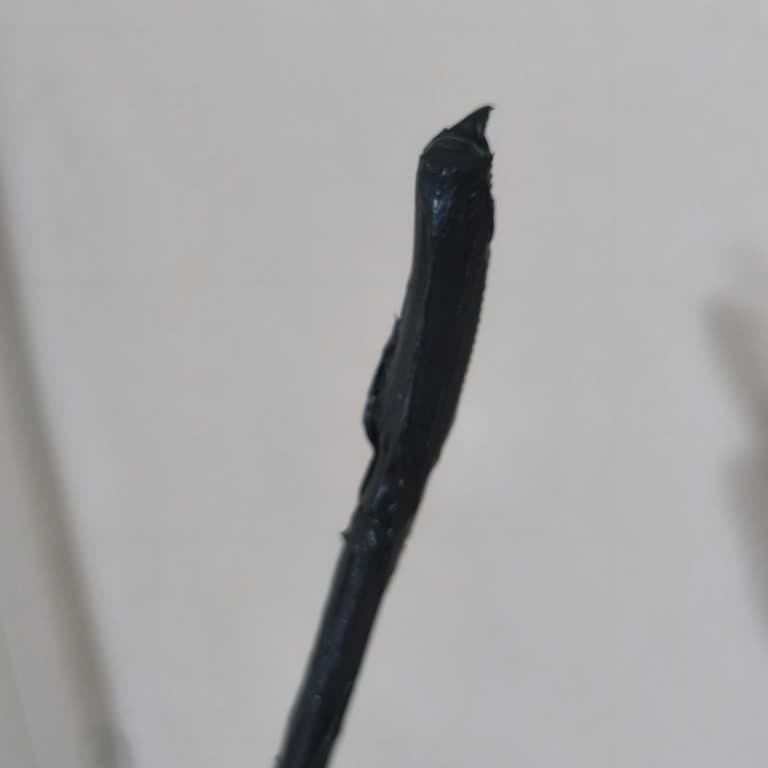 Aldığım Maskara İlk Açılışta Bozuk Çıktı Değişim Veya İade İstiyorum