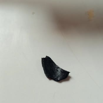 Eti Pop Kekten Çıkan Plastik Parça Sağlığımı Tehlikeye Attı