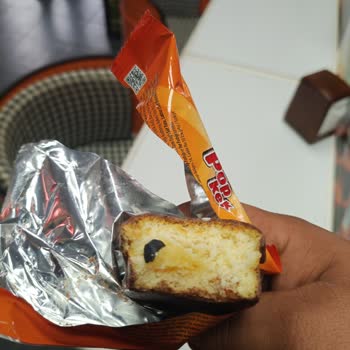 Eti Pop Kekten Çıkan Plastik Parça Sağlığımı Tehlikeye Attı