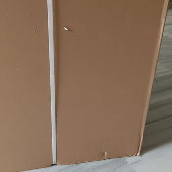 Hasarlı Paketlenmiş Televizyonun Teslim Edilmesi Ve Mağduriyet