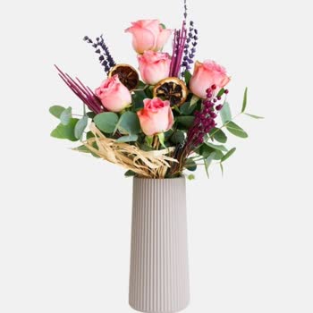 Öğretmenler Günü'nde Beklentileri Karşılamayan Solmuş Çiçekler Ve İade Talebi