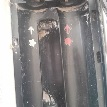 Serviste Hasar Gören Fırçamın Ücretsiz Değişimini Ve Cihazımın Sorunsuz Teslimini Talep Ediyorum