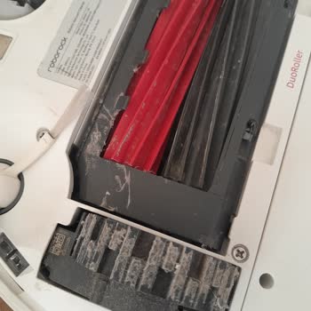 Serviste Hasar Gören Fırçamın Ücretsiz Değişimini Ve Cihazımın Sorunsuz Teslimini Talep Ediyorum