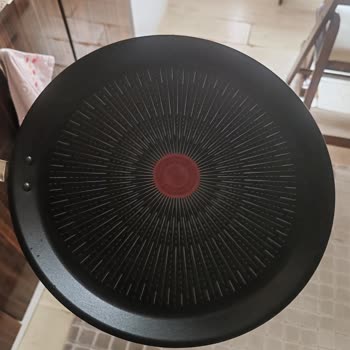 Tefal Krep Tavasında İlk Kullanımdan İtibaren Tabanda Sararma Sorunu Yaşadım