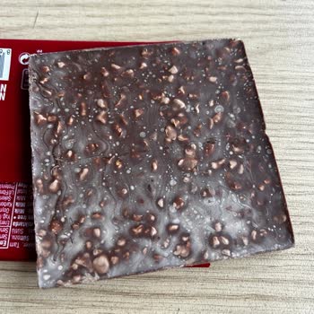 Tadelle Çikolatada Tazelik Ve Kalite Sorunu: Sağlık Endişesi Ve Hayal Kırıklığı