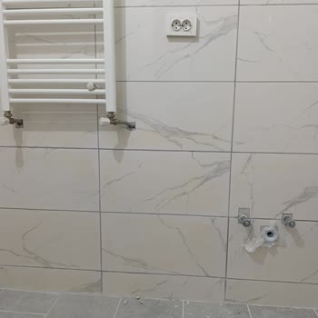 Yeni Alınan Fayanslarda Leke Sorunu Ve Ücret İadesi Sürecinde Mağduriyet