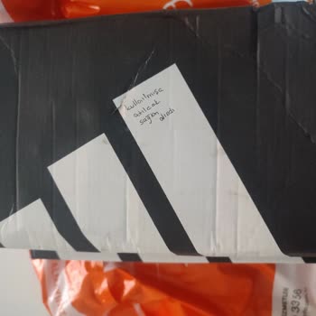 Kullanılmış Ve Yırtık Ayakkabı Gönderildi!