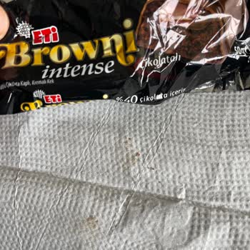 Eti Browni Intense Kekte Plastik Benzeri Yabancı Cisim Ve Sağlık Riski